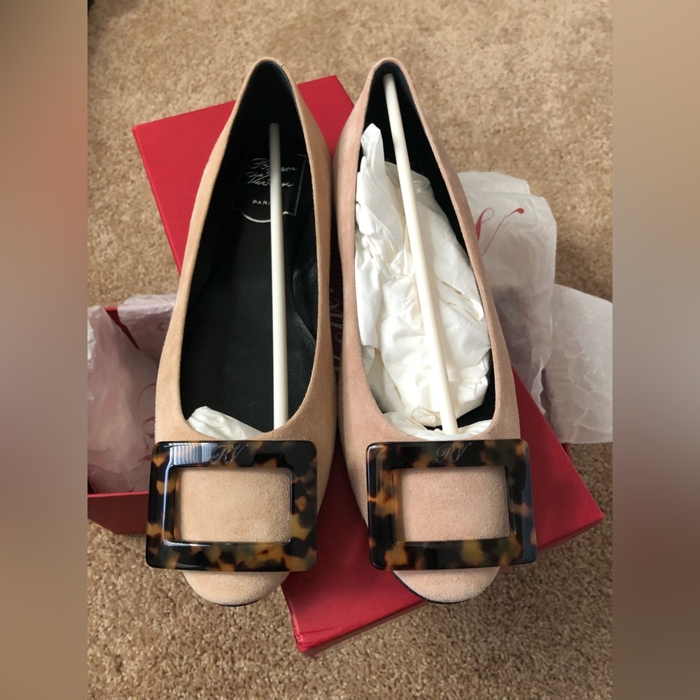 New!! Roger Vivier Flats Size 36.5